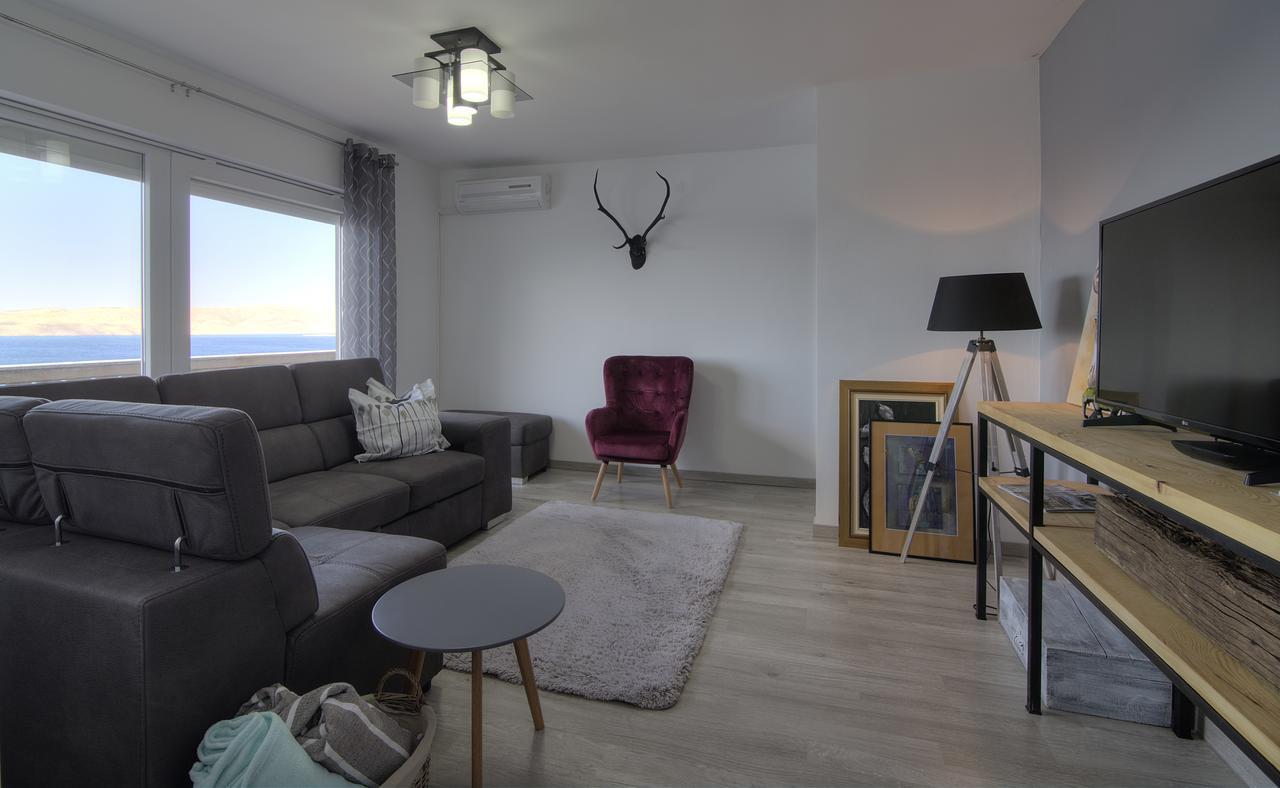 Apartments Lola Сен Екстериор снимка