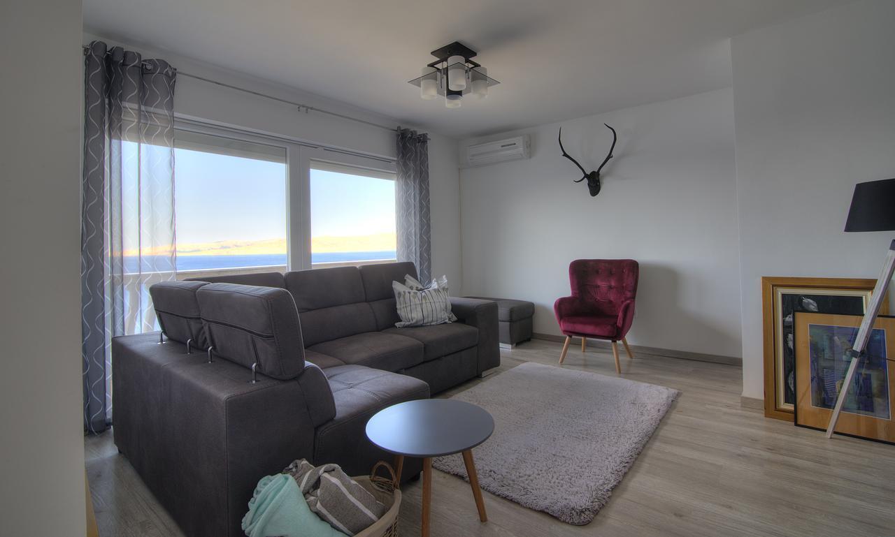 Apartments Lola Сен Екстериор снимка